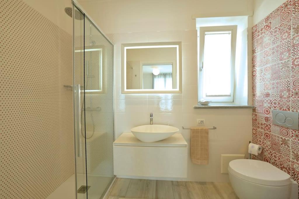 Luxury Apartament Con Garage Vista Mare Alassio Per 6 Persone Eksteriør bilde
